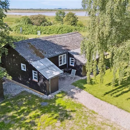 Dufa - 200m To The Fjord By Interhome * Føllenslev